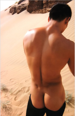 Asian Men Exquis