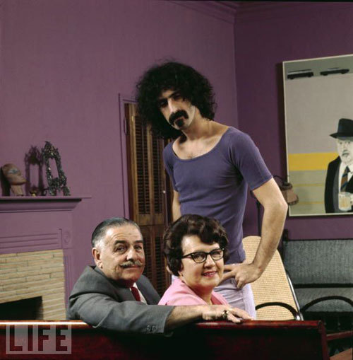 tragicmiro:Frank Zappa with parents