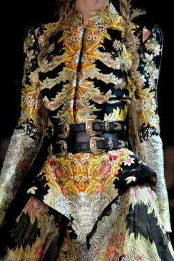 &ldquo;Alexander McQueen S/S 11&rdquo;