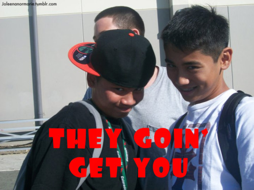 ohcraapitsabby:  hi-itssam:  -ohmylala:  I wanted to reblog again; there ya go, sam. hahahaha.  Thats josh? aha   LOLOLOL Renz & Josh! Pedophile smile thou.  OH DAMN. XD