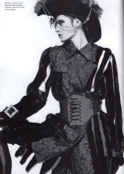 durian:  cross-stained:Jean Baptiste Mondino / Numéro #76 