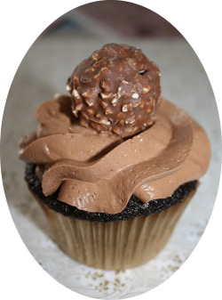 thedailywhat:  Kickass Cupcake of the Day: