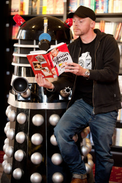 Stubbyboardman:  Brotha | Mialicia | Resident-Vamp:    Simon Pegg. With A Dalek.