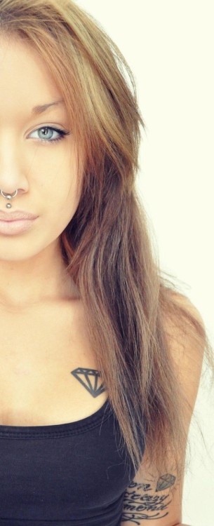 isaylol:  awwniiiigga:  holy fuck  Her piercing is gross  TROLOLOLOLOLOLOLOLOL 