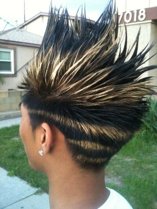 whatdianawants:  wtfmallisha:  pahhlahcchuuu:  jonnayy:  jonnayy:  my hair right now whut?  wake up the next morning WTF i got notes on this shit O.o  Oh you cool kid huh (:  lol.   dayum. lol  lol.