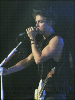 poynterlubz:  arms. 