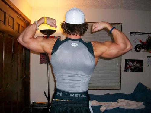 Porn  Amateur college muscle. This dude has solid photos