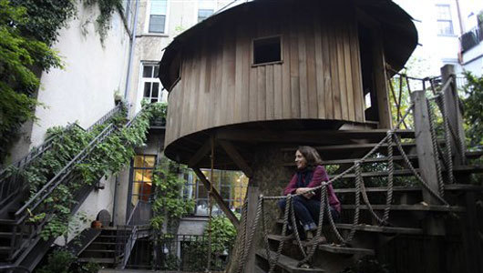 After months of legal battles, a treehouse in one of America’s most densely populated areas can not only stay — it’s been granted landmark status.