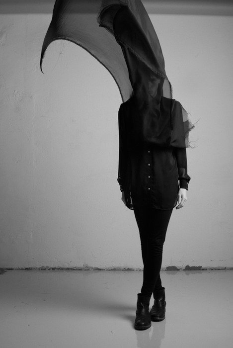 merisoniomblackandwhite