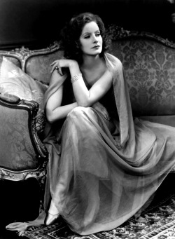 latinamericana:  Greta Garbo  Dlaczego dziś