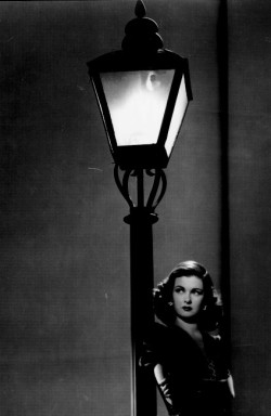 artemisdreaming:  Scarlet Street Joan Bennett