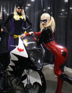 Kryptongirl:  Alisakiss In Her Batgirl Costume With Monique Duval As Harley And An