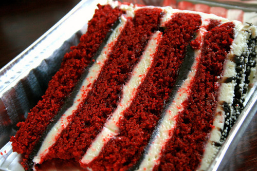 mumueller:  Red Velvet Cake (by Hamburger Helper) 