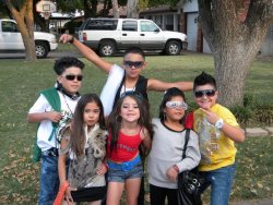 itzjoshh:  ayyeitsagatha:  mariannmaeee:  shordaaaay:  LMFAAOOO. They look like them though!  OMG, THE LITTLE GIRL WHO IS SNOOKI DOES LOOK LIKE HER, FOREAL.  OMG LITTLE SNOOKI &lt;3   HAHAHA! Little Snooki is like dead on! LOL.  omg .