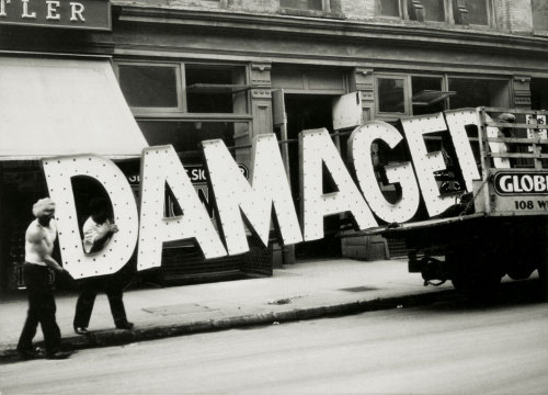 skiribilla:  i12bent: Walker Evans, visionary American photographer, who unerringly saw the unusual 