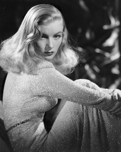 lucynic83:  Veronica Lake 