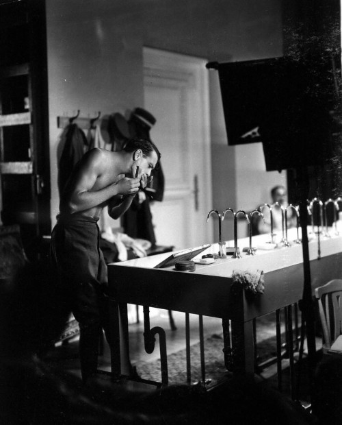 Gary Cooper in A Farewell to Arms (Frank Borzage, 1932)