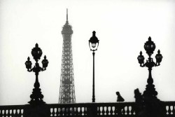 firsttimeuser:  Pointe de la Tour Eiffel, Paris, circa 1989. François Dupuy 