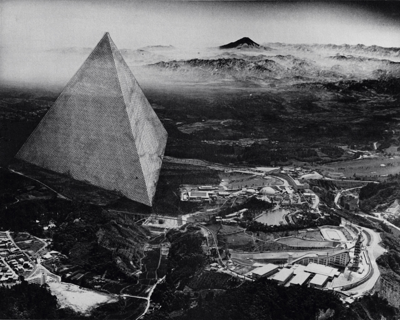 Tetrahedron City Project, Yomiuriland, Japan engineering by R. Buckminster Fuller