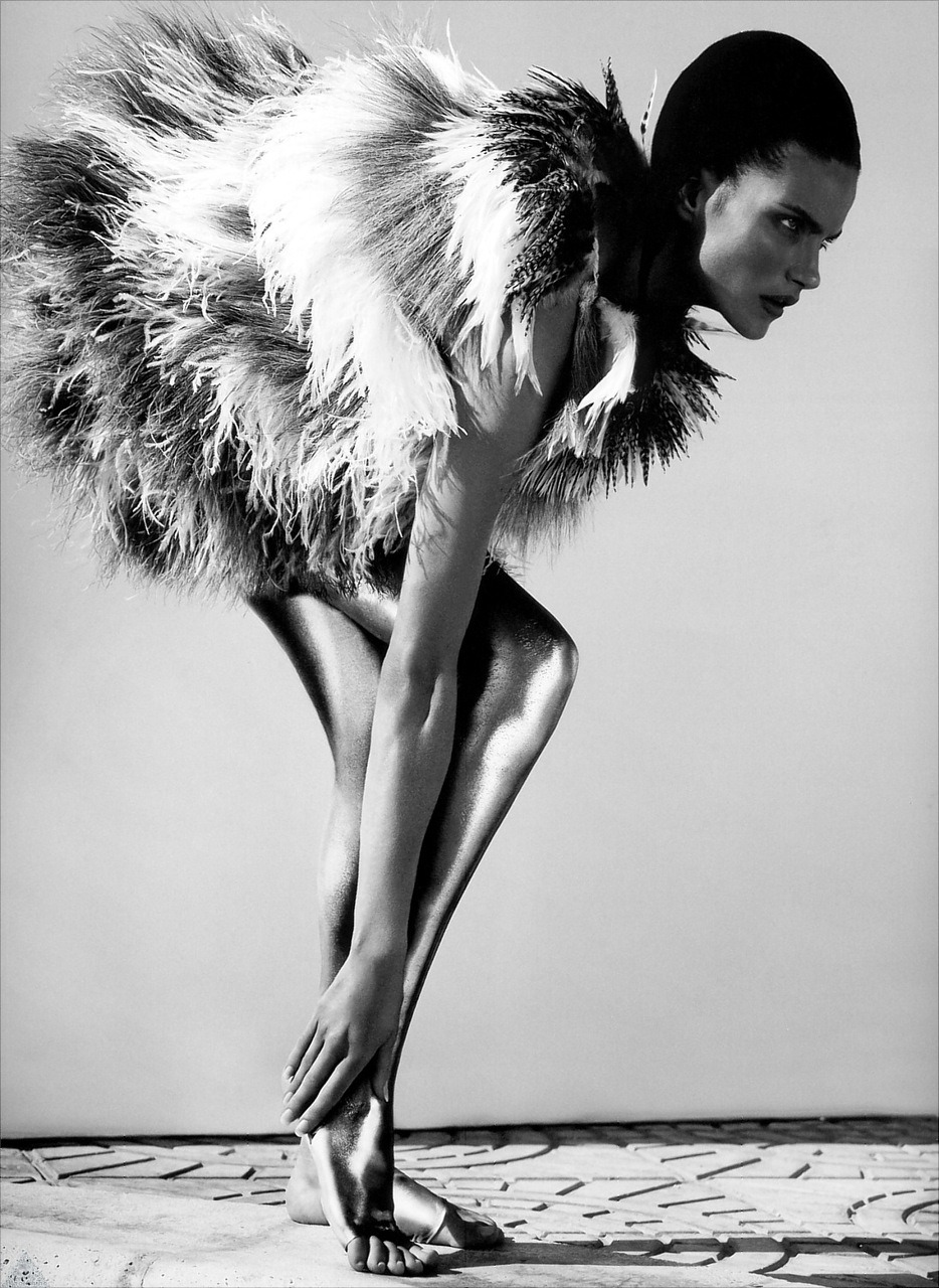 philguillou:  Missy Rayder by Mert Alas &amp; Marcus Piggott.Physical,Pop#11,fall/Winter