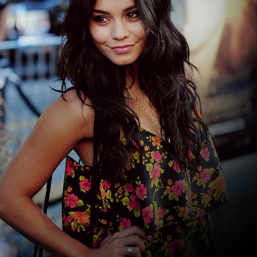 suburbanhero:  Never Knew That A Firemans Daughter Can Be So Hot….No Pun Intended