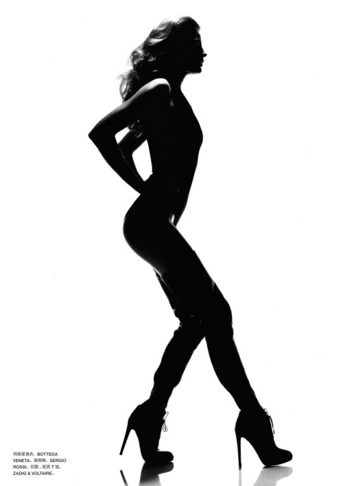 live4emma-l4s:  artymiss:  Morning Beauty | Cameron Russell by Ben Hassett  <333 