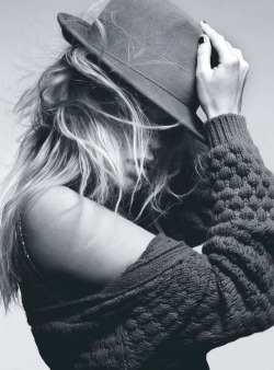 Iamnotawhore:  Alexandra Richards For Jalouse November 2010 