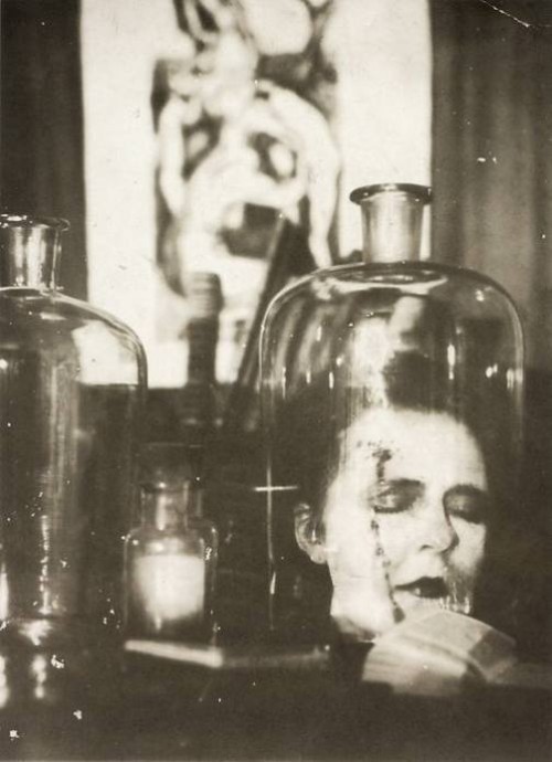 luzfosca:  Marta Astfalck-Vietz Selbstmord in Spiritus 1927 via   Yyyy&hellip;