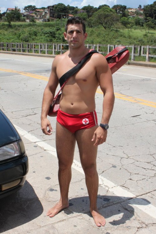 Help me help me, I’m drowning! UNF.