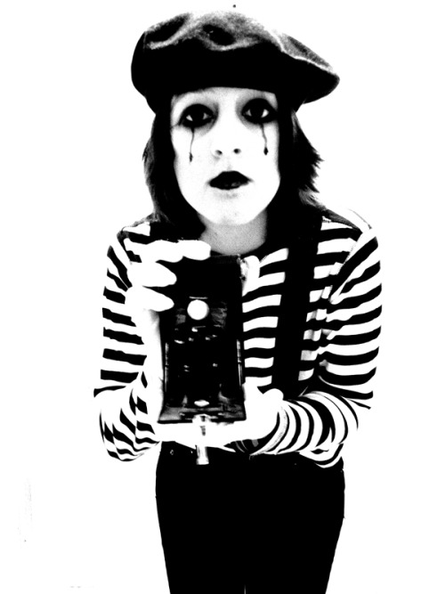 hellopigeon:  I have a whole folder on my computer dedicated to mimes and clowns hahaha. 