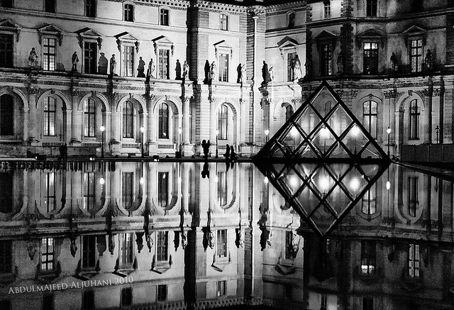black-and-white:  Musée du Louvre (by Abdulmajeed Al Juhani) 