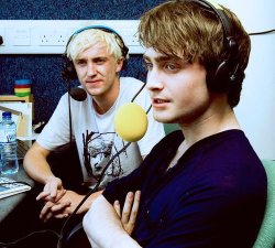 on-etait-libre:  fuckyeahexpectopatronum:  Tom &amp; Dan.  Meee-oooow 