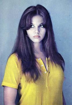 antipahtico:  Claudia Cardinale