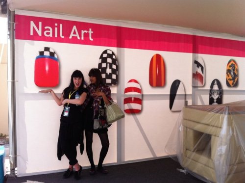 The WAH Nails girls just got back from doing Formula 1 nails at the Abu Dhabi Grand Prix! They had so much fun! Check out Sophies amazing nail designs…
WELL DONE GIRLIES!!! WAH NAILS WORLDWIDE!!!