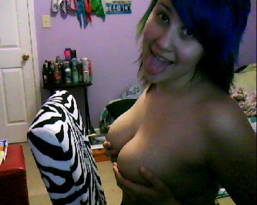 angstfilthandfury:  I promised like 10 people I would do topless tuesday, so here you go. I look fucking awful, but ehhh who cares. 