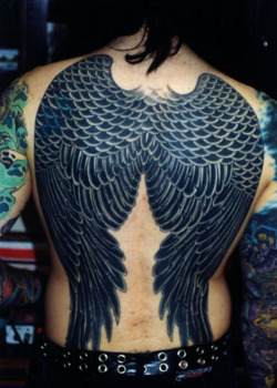 blaqkheaven:  I love this man more than anyone I’ve ever met.   Still love this backpiece.  Forever and always.