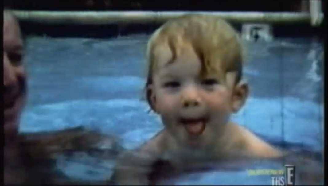 lannakrizcia:  fellintotheglitter:  WELL HELLO LITTLE ADAM. :) Wow, even as a kid