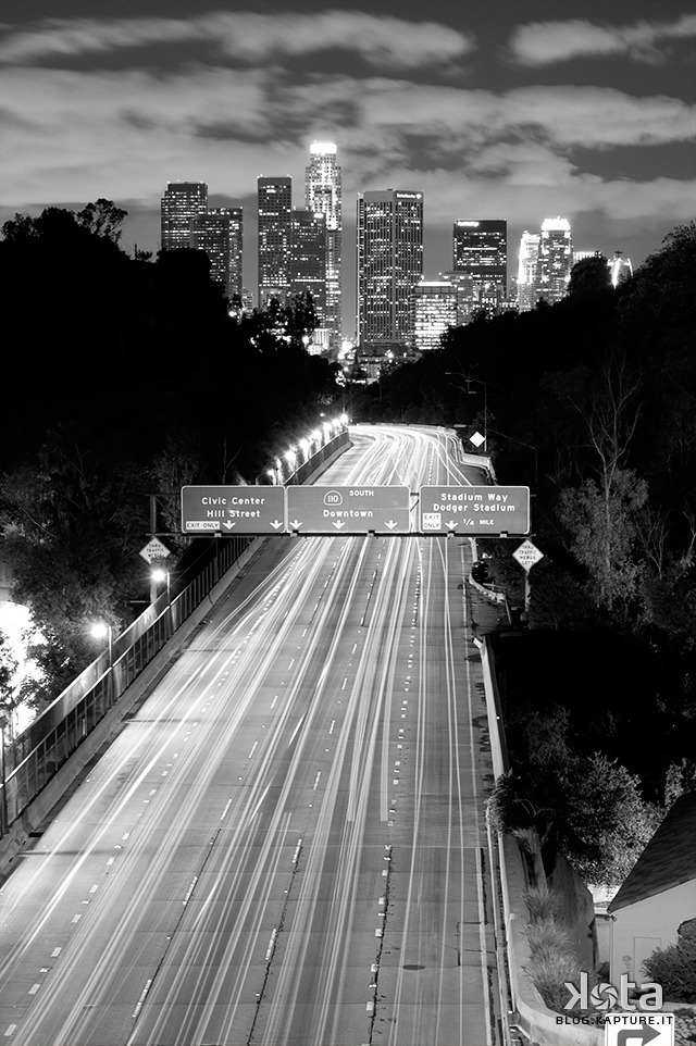 fuckyeahstreetlights:  the black and white city of angels© Kyle Ota | kapture.it