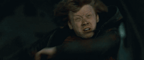 livelovekirstenxx:  abelieveinmagic:  lifeaintafairytale:  ACCIO JULYYYY  I NEED JULY!  Is that Tom I see for a short second? It is. :D 