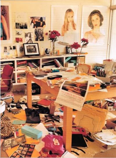 partytights:
“ Sofia Coppola’s home office (from Vogue)
”
Thank heavens. I’m tired of seeing perfect places and spaces in magazines!