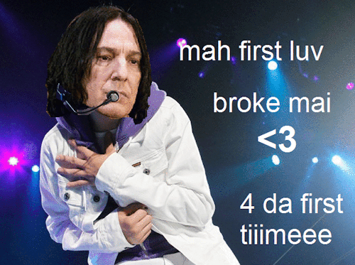 heyfunniest:  Bored? Click here and you’ll be entertained.
