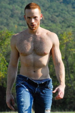 Outdoor Ginger In Jeans.