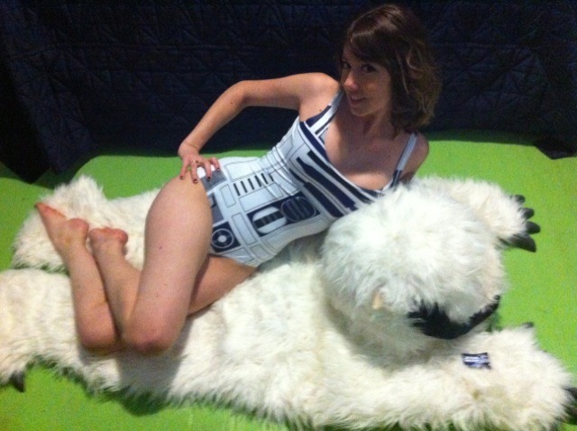 boballthetime:  I got a Wampa Rug! I’m the luckiest girl in the world on this Giftsgiving