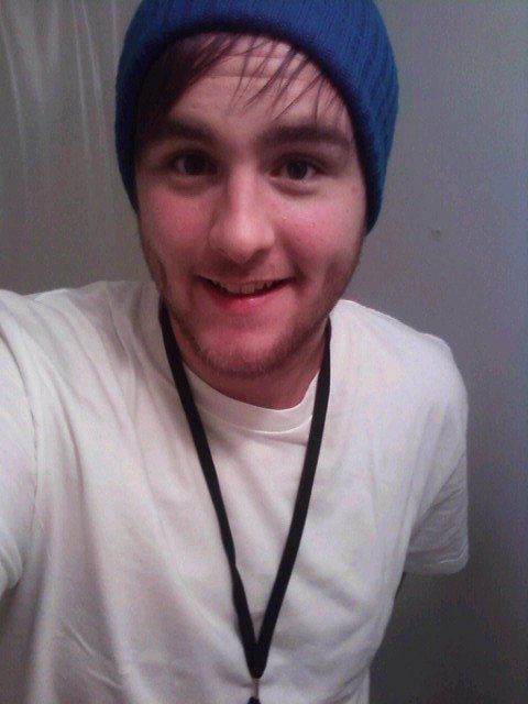 ryancodey:  :). I love my new beanie Happy Thanksgiving. *hearts*  amazing ryan