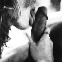 Billtong:  Oral Sex Fixation #3 Appartement, Laon 2005 50 Cm X 50 Cm - Baryta Print