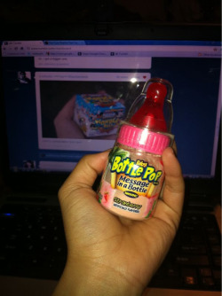 a-nobodys:  -asdfdaisy:  Baby Bottle Pop! Baby Bottle Pop! You can lick it, suck it, and dip it! (: WHO REMEMBERS THIS!?  I DO!… oh shit im on your dash xD 