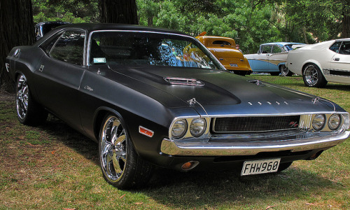 challengr: 1970 Dodge Challenger R/T (by Spooky21) HELL YES ditto WANT. 