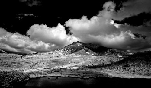 Sex black-and-white:  Daisetsuzan National Park pictures