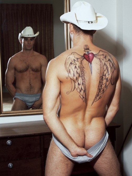 I love his tattoo
