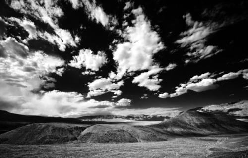 black-and-white:  Navid Baraty (via Earth on the Behance Network) 